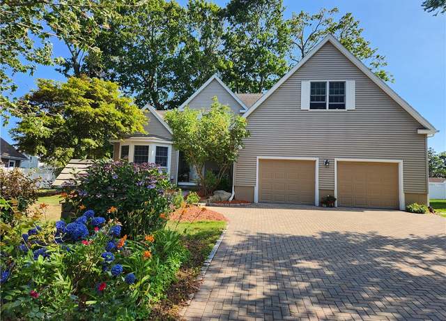 Property at 56 Wanda St, Narragansett, RI 02882, 3 beds, 3.5 baths