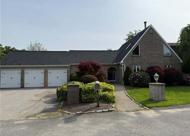 Property at 4 Albert Dr, Johnston, RI 02919, 6 beds, 3.5 baths