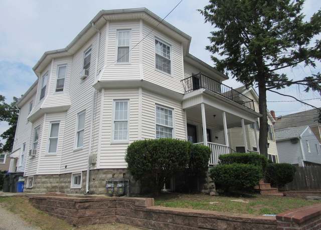 Property at 102 104 Oakland Ave, Providence, RI 02908, 6 beds, 2 baths