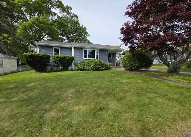 Property at 119 Evergreen Ave, Tiverton, RI 02878, 3 beds, 1 bath