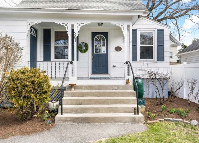 Property at 281 Lowden St, Pawtucket, RI 02860, 3 beds, 1.5 baths