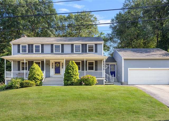 Property at 7 Crestwood Ln, Lincoln, RI 02865, 4 beds, 3 baths