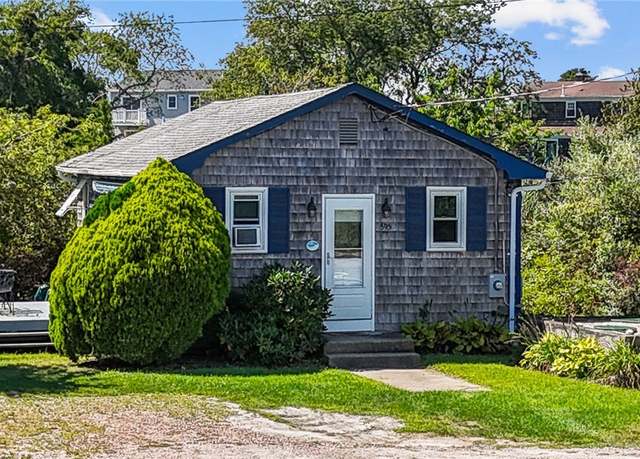 Property at 595 Succotash Rd, South Kingstown, RI 02879, 3 beds, 1 bath