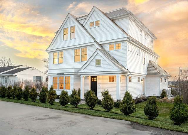 Property at 10 Stimpson St, Middletown, RI 02842, 5 beds, 6 baths