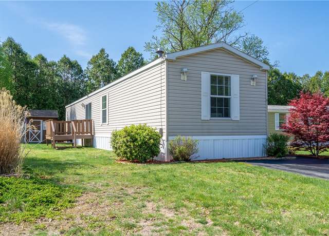 Property at 11 Torch Ln, Coventry, RI 02816, 2 beds, 2 baths