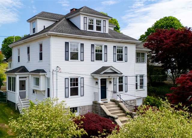 Property at 39 Summer St, Westerly, RI 02891, 6 beds, 3.5 baths