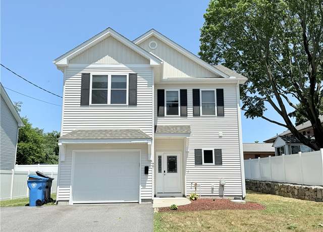 Property at 77 Batcheller Ave, Cranston, RI 02920, 3 beds, 2.5 baths