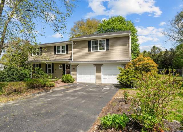Property at 160 Sage Dr, Warwick, RI 02886, 4 beds, 3.5 baths