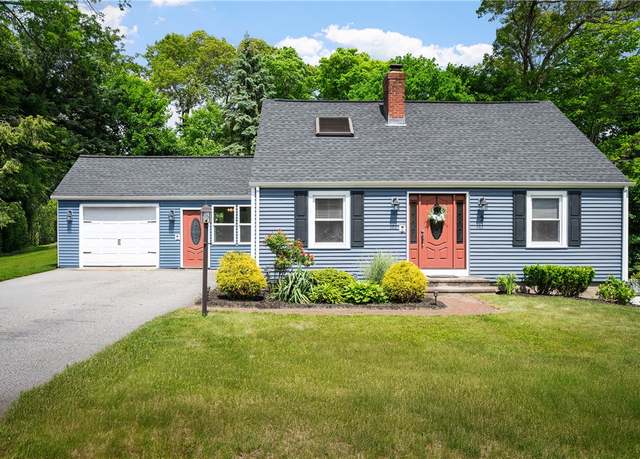 Property at 5 Orchard Dr, Cumberland, RI 02864, 3 beds, 2 baths