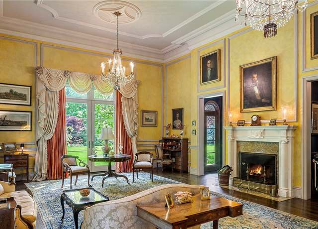 Property at 14 Leroy Ave, Newport, RI 02840, 3 beds, 3.5 baths