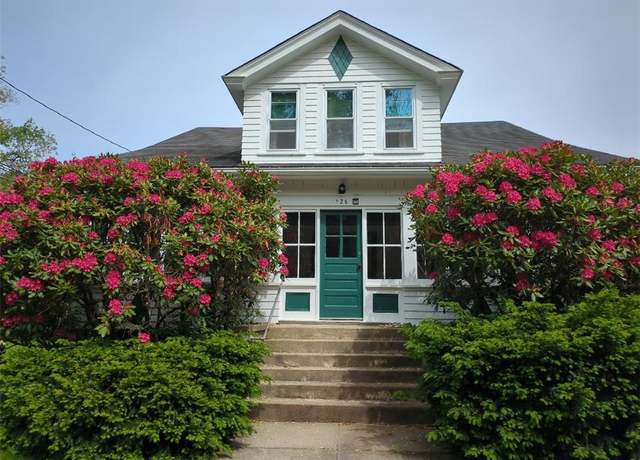 Property at 126 Pendar Rd, North Kingstown, RI 02852, 4 beds, 2 baths