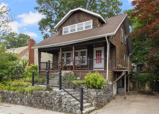 Property at 107 Sheffield Ave, Pawtucket, RI 02860, 3 beds, 3.5 baths