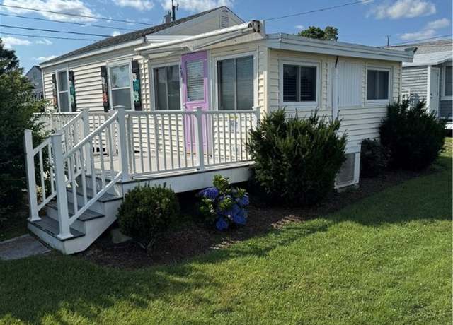 Property at 64 Unit95 Burnside Ave, Narragansett, RI 02882, 2 beds, 1 bath