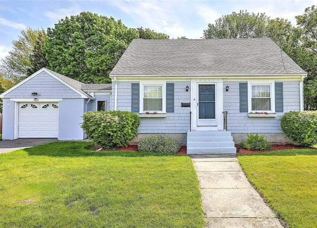 Property at 14 Manchester St, Bristol, RI 02809, 3 beds, 1.5 baths
