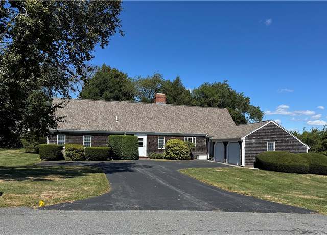 Property at 56 Holman St, Portsmouth, RI 02871, 3 beds, 4 baths