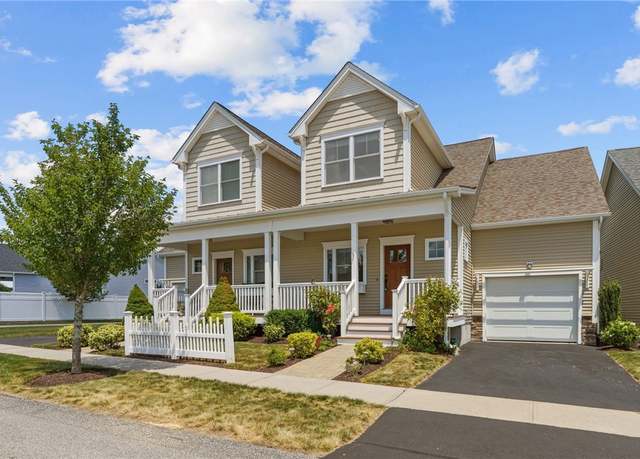 Property at 15 Morningside Dr, North Kingstown, RI 02852, 2 beds, 2.5 baths
