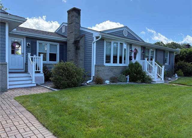 Property at 8 Belaire Dr, Johnston, RI 02919, 1 bed, 1.5 baths