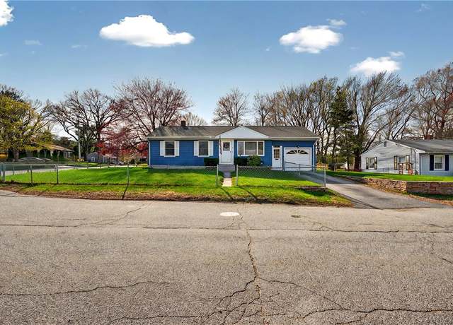 Property at 2 Rosemary St, Coventry, RI 02816, 3 beds, 1.5 baths