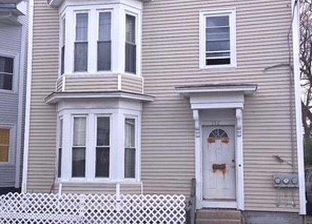 Property at 152 Bath St, Providence, RI 02919, 6 beds, 3 baths