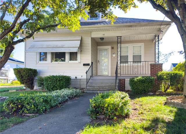 Property at 11 Queen St, Cranston, RI 02920, 2 beds, 2 baths