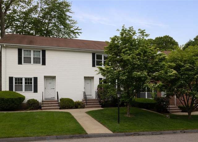 Property at 123 Forestwood Dr, North Providence, RI 02904, 2 beds, 1.5 baths