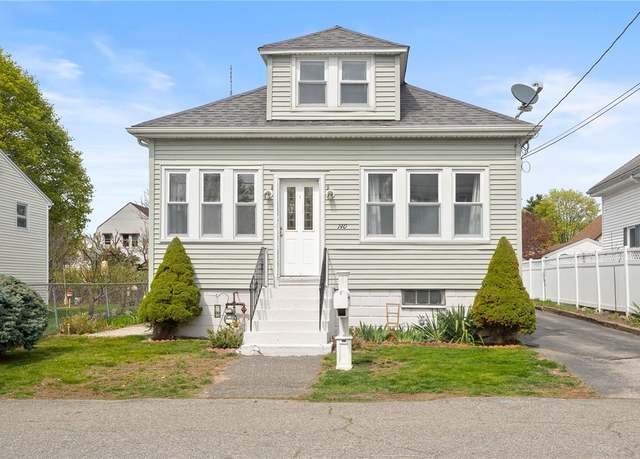 Property at 140 Blanding Ave, East Providence, RI 02914, 3 beds, 1.5 baths