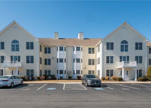 Property at 15 Saw Mill Dr #204, North Kingstown, RI 02852, 1 bed, 1 bath