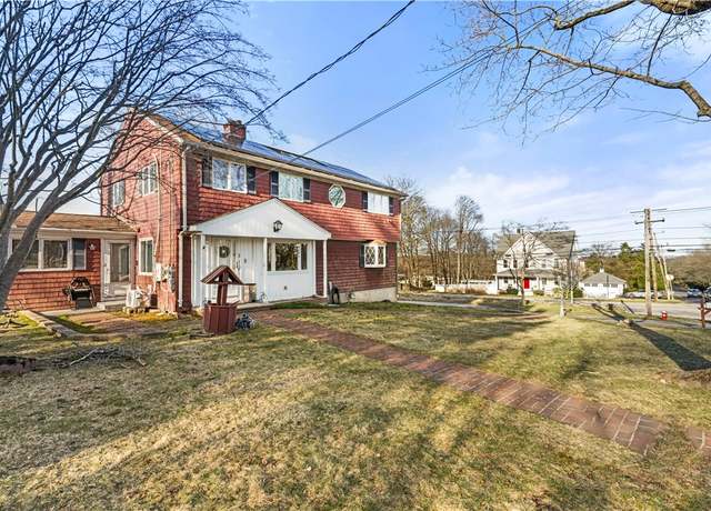 Property at 215 Rocky Point Ave, Warwick, RI 02889, 3 beds, 2.5 baths