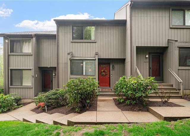 Property at 5 Wake Robin Rd #3602, Lincoln, RI 02865, 2 beds, 1.5 baths
