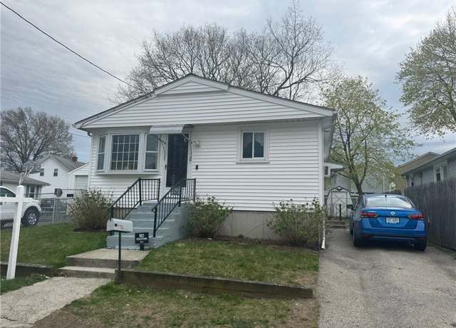 Property at 122 De Pinedo St, Providence, RI 02904, 3 beds, 1 bath
