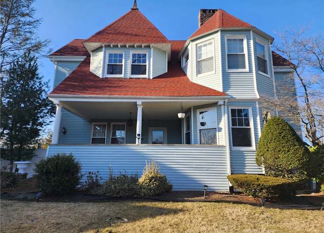 Property at 177 Arnold Ave, Cranston, RI 02905, 5 beds, 2 baths