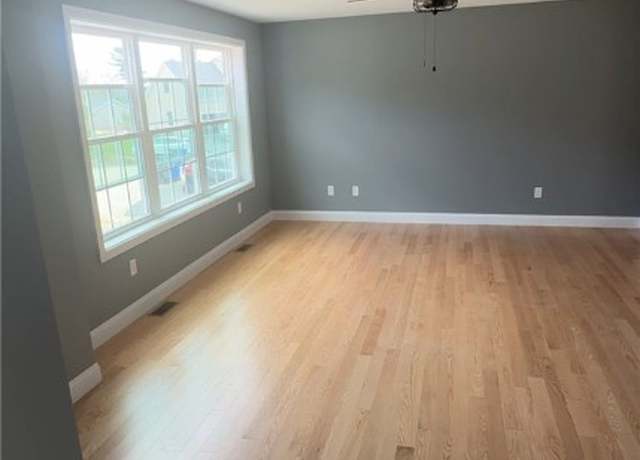 Property at 30 Sterling Ridge Ln, Sterling, CT 06377, 3 beds, 2.5 baths