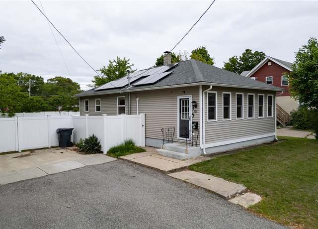 Property at 133 Broad St, Warwick, RI 02888, 2 beds, 1 bath