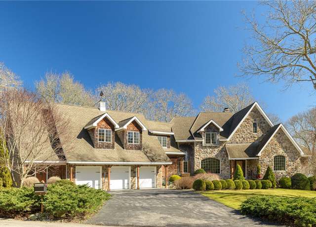 Property at 120 Brown Bear Rd, South Kingstown, RI 02879, 4 beds, 4 baths