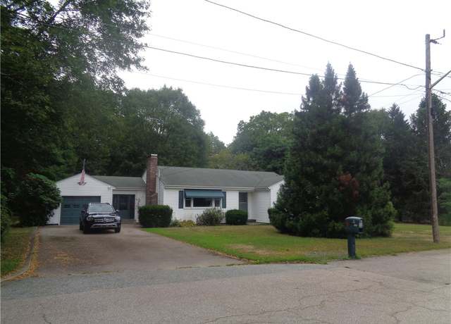 Property at 2 N Capalbo Dr, Westerly, RI 02891, 3 beds, 1 bath