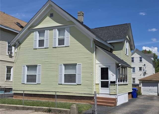 Property at 68 Appleton Ave, Pawtucket, RI 02860, 4 beds, 1.5 baths