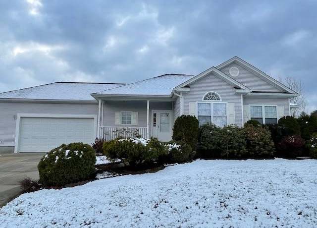 Property at 560 Seven Mile Rd, Scituate, RI 02831, 3 beds, 2 baths
