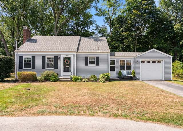Property at 11 Sutcliffe Cir, East Providence, RI 02916, 3 beds, 1 bath