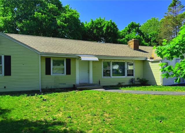 Property at 139 Lancaster Ave, Warwick, RI 02886, 3 beds, 2 baths