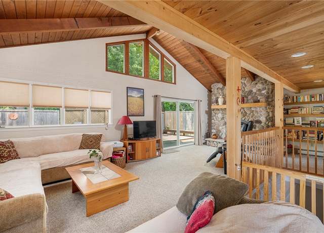 Property at 34 Trinidad St, Providence, RI 02908, 2 beds, 1.5 baths