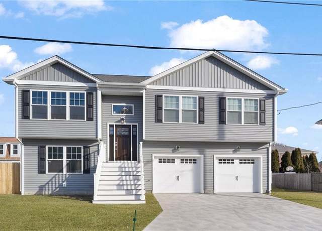 Property at 99 Draper St, Pawtucket, RI 02861, 3 beds, 2.5 baths
