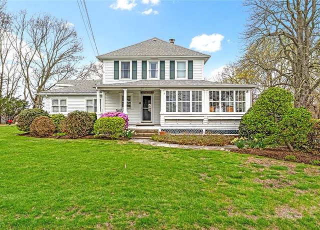 Property at 35 Touisset Rd, Warren, RI 02885, 3 beds, 3 baths