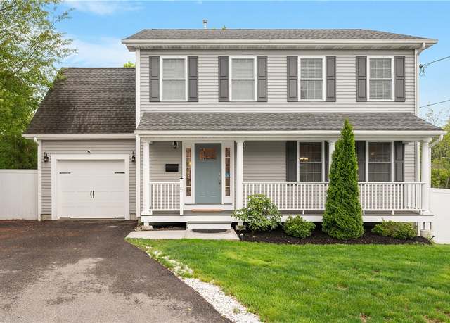Property at 15 Willett Ave, East Providence, RI 02915, 3 beds, 2.5 baths