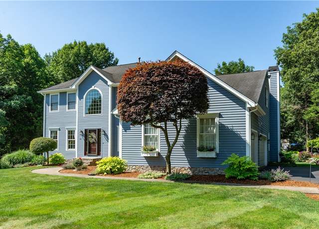 Property at 85 Lindsay Ln, North Kingstown, RI 02852, 4 beds, 3 baths
