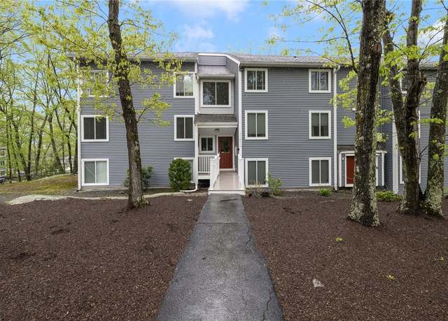 Property at 7 Wake Robin Rd #404, Lincoln, RI 02865, 2 beds, 1 bath