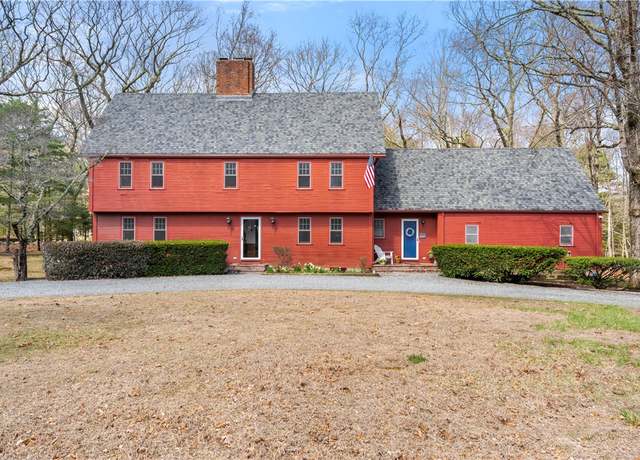 Property at 1 Country Ct, North Kingstown, RI 02852, 5 beds, 3.5 baths