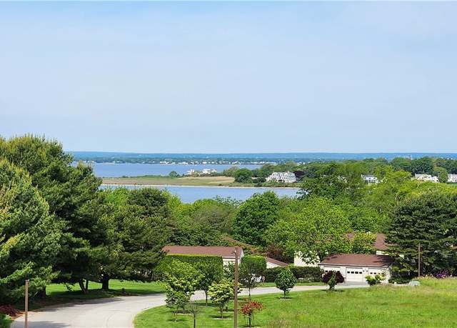 Property at 272 North Farm Dr, Bristol, RI 02809, 2 beds, 2 baths