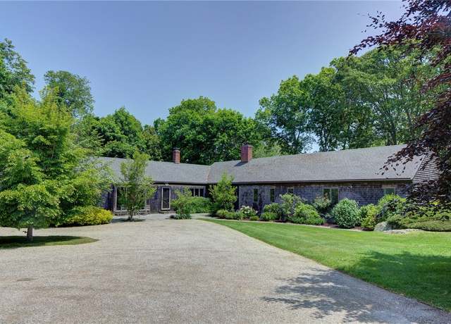 Property at 4 Alpond Dr, Newport, RI 02840, 5 beds, 5 baths