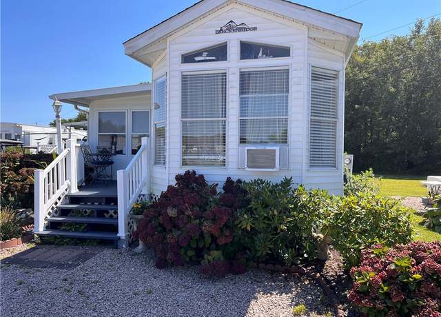Property at 118 #23 Dunns Corner Rd, Westerly, RI 02891, 1 bed, 1 bath