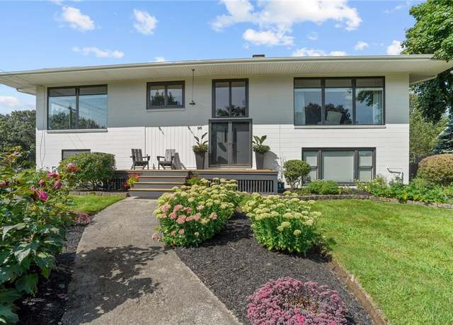 Property at 96 Roger Williams Dr, North Kingstown, RI 02852, 3 beds, 3 baths